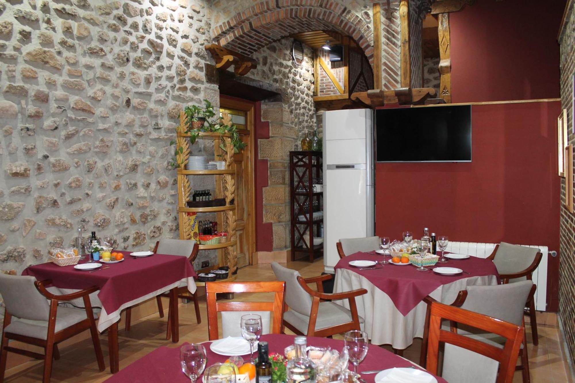 Hotel San Roque Reinosa Ngoại thất bức ảnh
